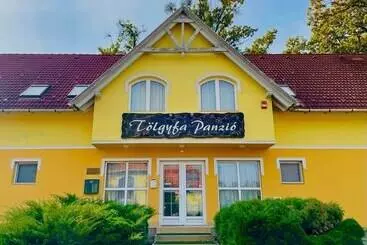 Aamiaismajoitus (B&B) Tölgyfa Panzió