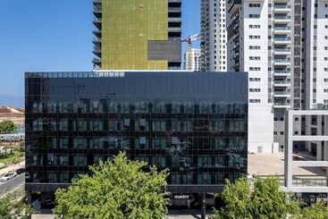 Huoneistohotelli Master Bat Yam Apart