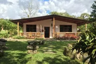 Herberge Cabañas Tres Ríos