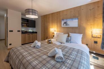 هتل Hôtel Le Cristal Lodge Terresens