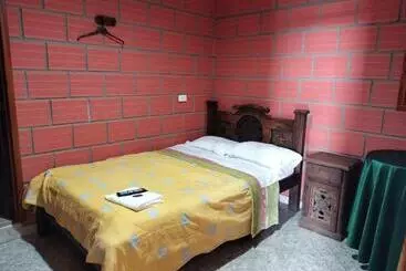 Casa Hotel Los Faroles  Samaná/caldas