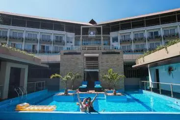Resort The Cliff By Zuper Panchgani
