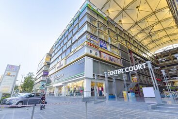 Fabhotel Elite Inn I