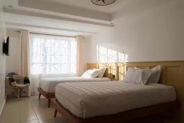 پانسیون Guesthouse In Kamakis Eastern Bypass