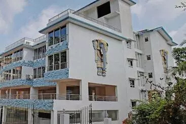 Home Hotel Sea Prince Suites