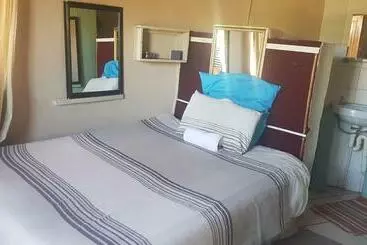 پانسیون Chocks Guest House