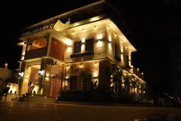 The Stoneberry Resort