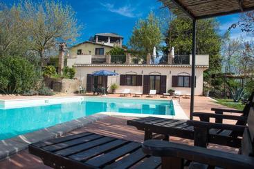 コテージ Agriturismo Villa San Gio