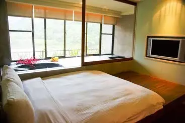 هتل 33 Spa