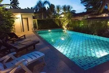 فندق Phuket Jula Place