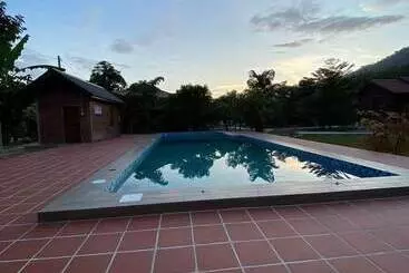 펜션 Padimas Villa @datai Valley