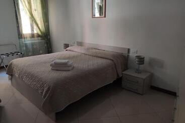 ویلا Sweet Venice   Rooms & Apartments