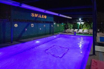 هتل Smile