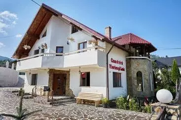 Majatalo Casa Viorica și Luis