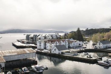 ホテル Bekkjarvik Gjestgiveri