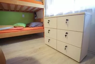 پانسیون Guesthouse Adi