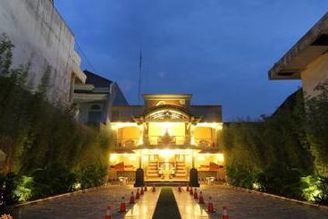 בית מלון כפרי Patria Palace