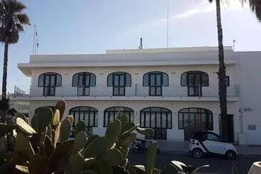 בית מלון כפרי Profumo Di Mare