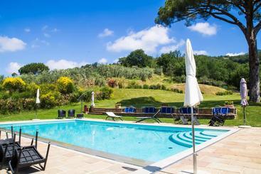 דירות לתיירים Casaforte Villa & Resort