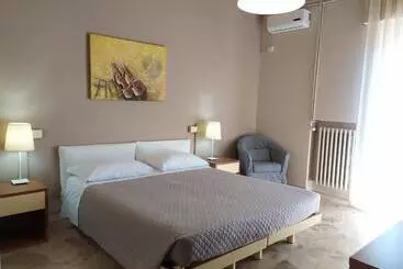 هتل B&b Cameracaffe Centro