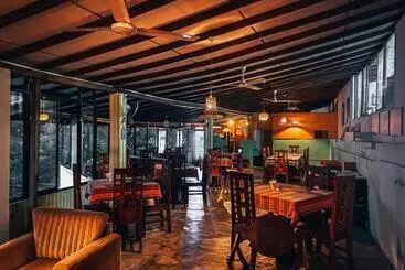 Pensió Misty Hills Ella Resort