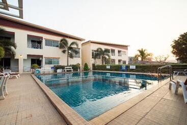 Hotel Valida Resort And Apartment