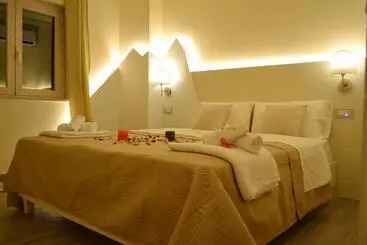 公寓 Villa Paglianiti Your Family Residence!