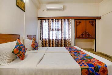 Super Hotel O Padampura Near Railway Station Formerly Shree Maya