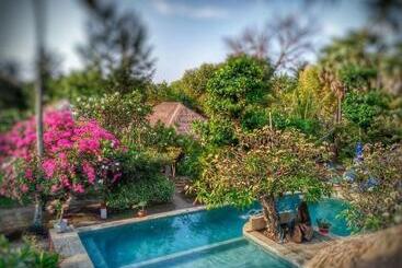 فندق 7seas Cottages