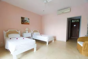 Отель Waterside Bentota