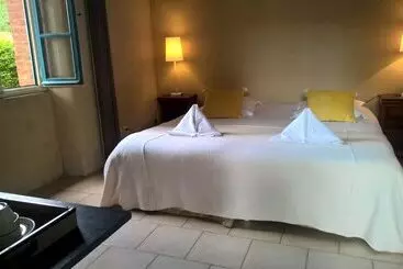 בית מלון כפרי Anjou Golf And Country Club