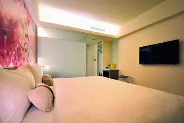 هتل Audi Garden Business