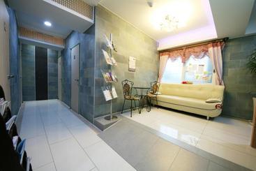 פנסיון Guesthouse Myeongdong 2