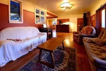 Hostel Jack In The Green Garden Rooms