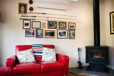 Hus Ashwood Cottages