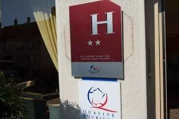 Hotel Anne De Beaujeu