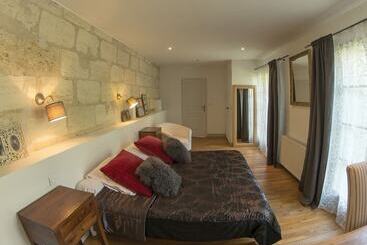 膳宿费 Domaine De Quittignan Brillette