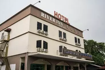 فندق River Inn