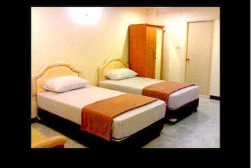 ホテル Somjai Place Ayutthaya