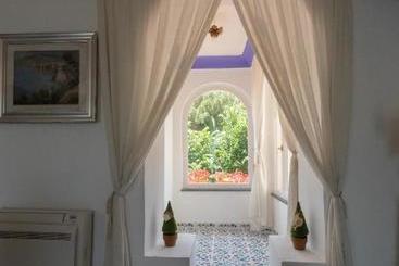 ツーリストアパートメント Palazzo Compagna