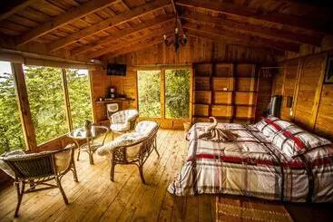 Hotel Paraiso Quetzal Lodge