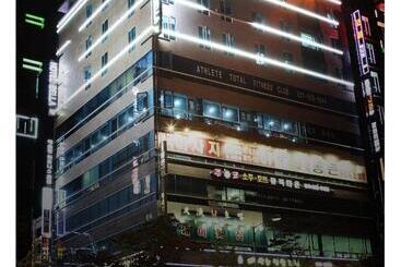 Отель Bella Dongtan