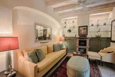 تختخواب و صبحانه Casa Florida