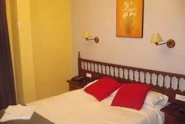 Hotel Uña Serranía Encantada