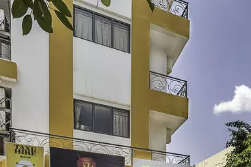 هتل Treebo Trend Woodsvilla Suites