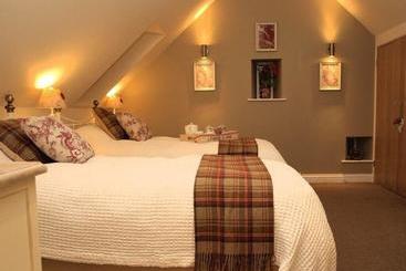 房子  Plum Tree Cottage