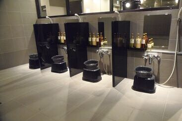 فنادق الكبسولة The Nell Ueno Okachimachi