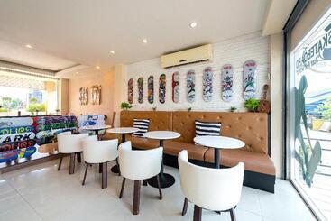 酒店 Nuntiya Terrace