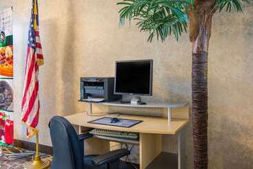 בית מלון כפרי Quality Inn