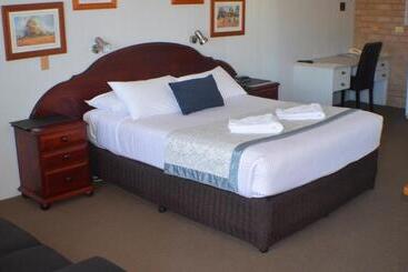 Hotel Deer Park Motor Inn Armidale